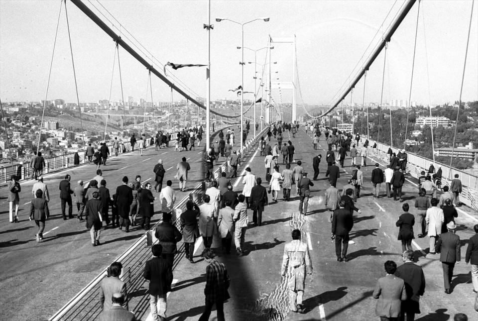 marmara kronikleri bölüm 8, Köprünün Gölgesi ve Sanayi Hamlesi, marmara kronikleri ne anlatmaktadır, zaman tünelinde bir nefes, marmara kronikleri nedir, dersaadet nedir, marmara kronikleri hakkında bilgiler